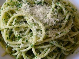 Espaguetis al pesto