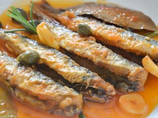 Sardinas en escabeche